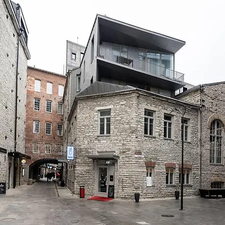 Luxuriously Furnished, Spacious Rotermanni Jewel Apartamento *